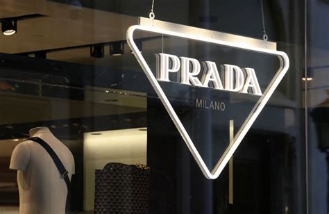 prada milano responsabile eventi cina|Prada punta a raddoppiare il business in Cina nel medio termine.